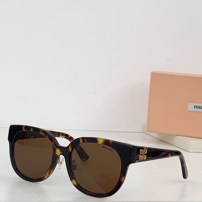 Miu miu Sunglasses